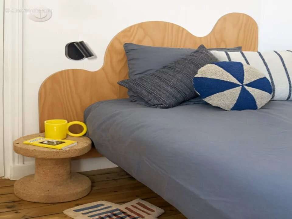 Appartement à PARIS-8E