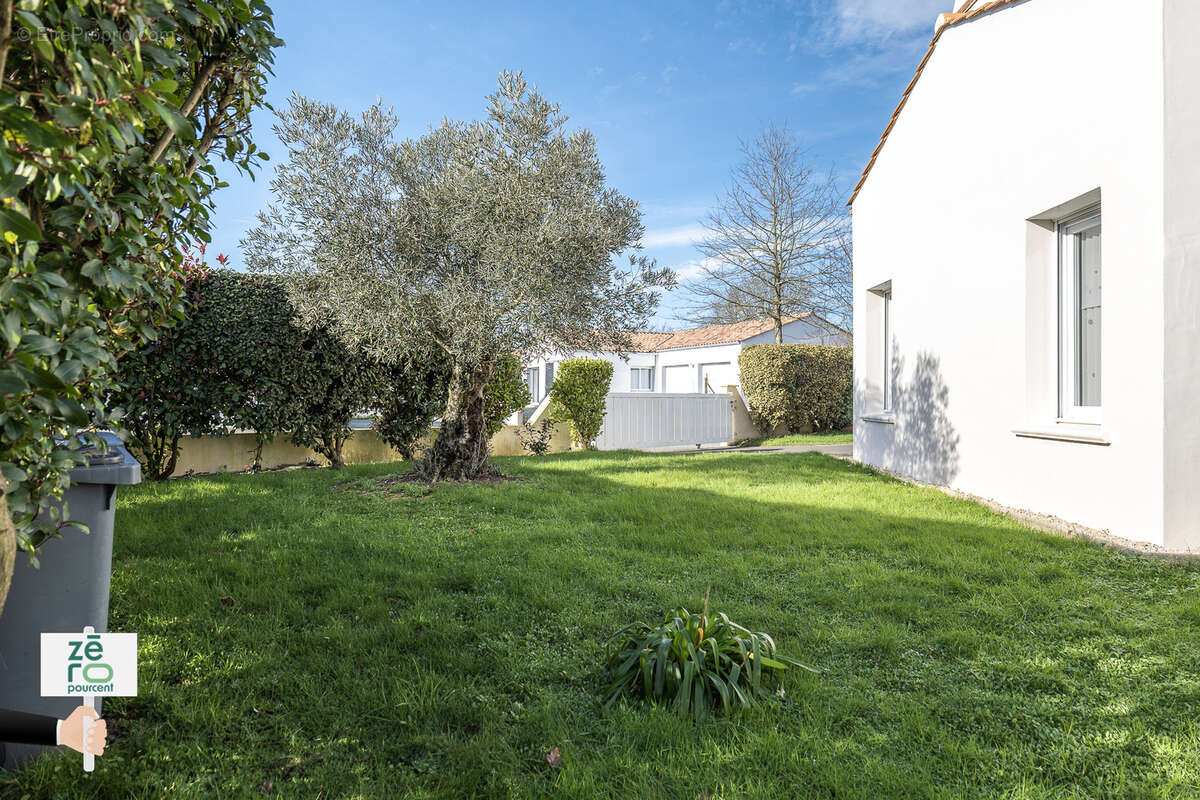 Maison à LANDEVIEILLE