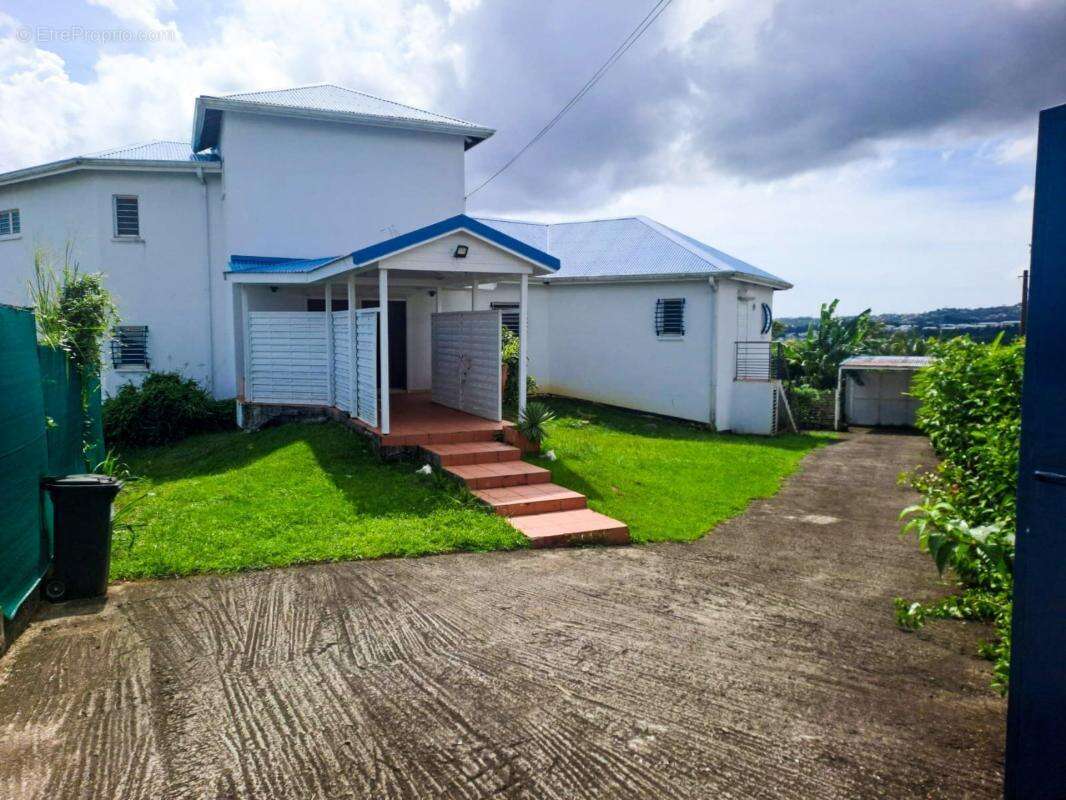 Maison à LE LAMENTIN