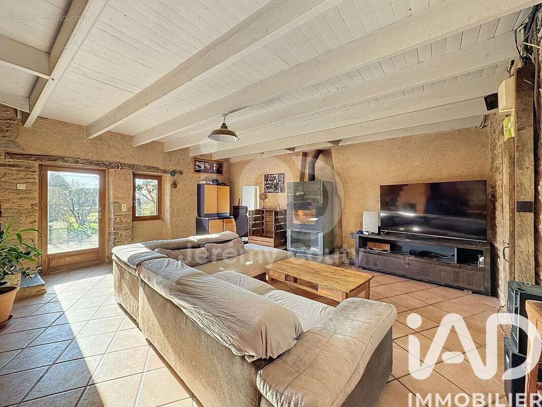 Photo 3 - Maison à CORDEMAIS