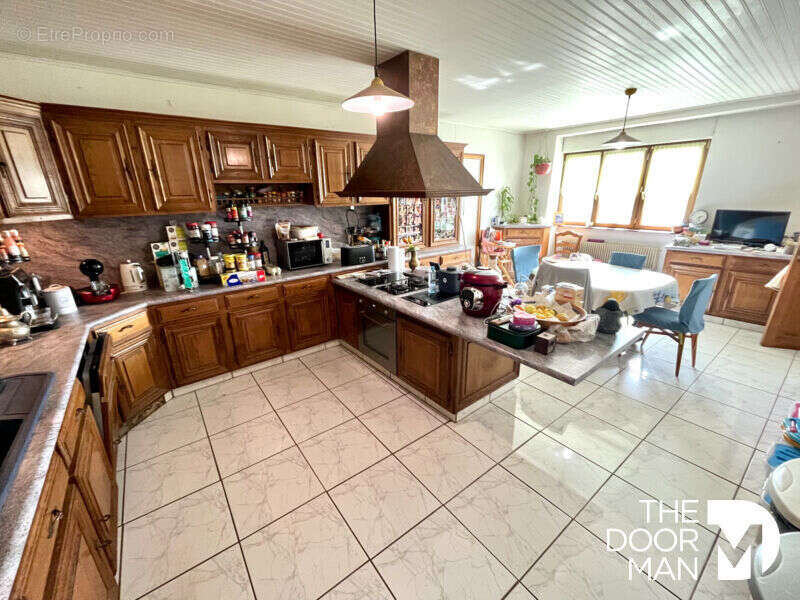 Maison à VAL-DE-MEUSE