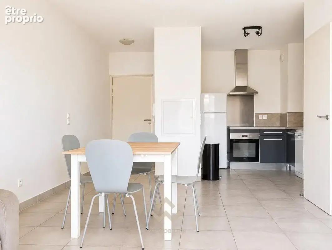 Séjour - Appartement T2 - La Garde (83130)