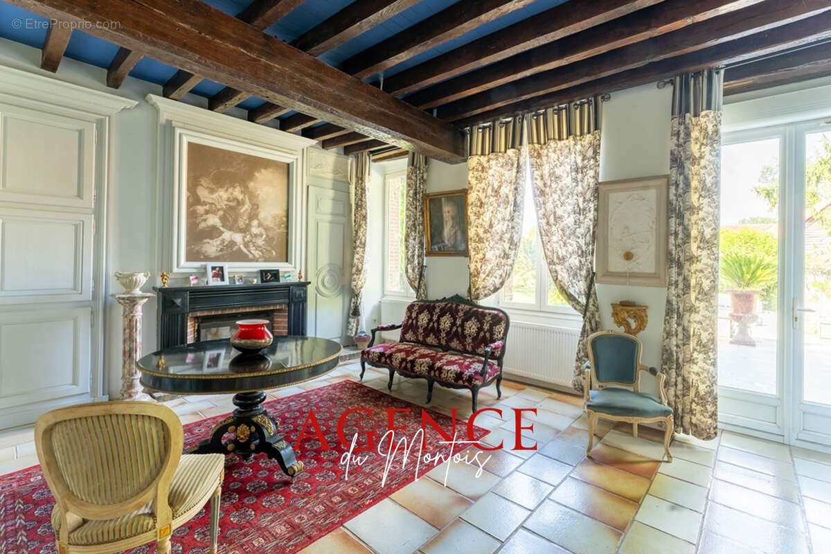 Maison à NOGENT-SUR-SEINE