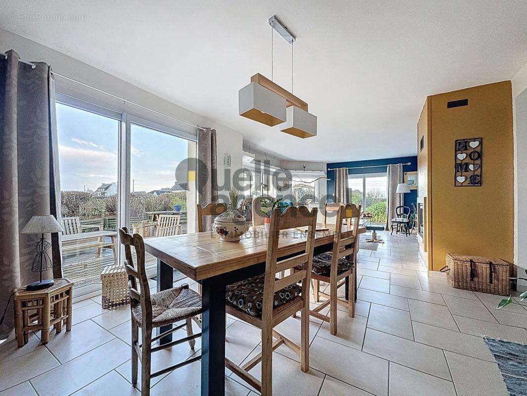 Maison à PLOUGUERNEAU