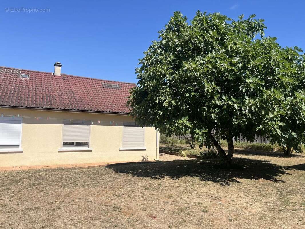 Maison à MARZY