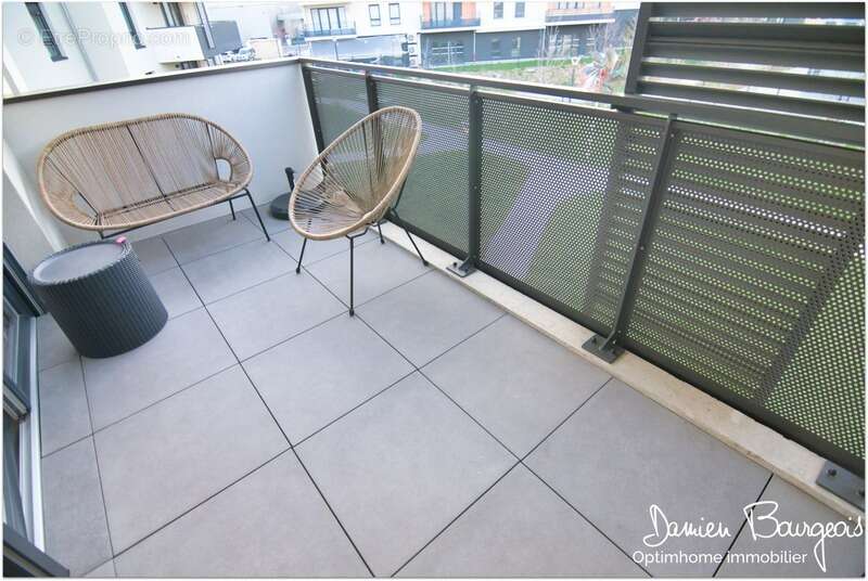 Appartement à CESSY
