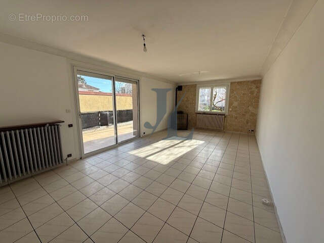 Maison à PORTES-LES-VALENCE