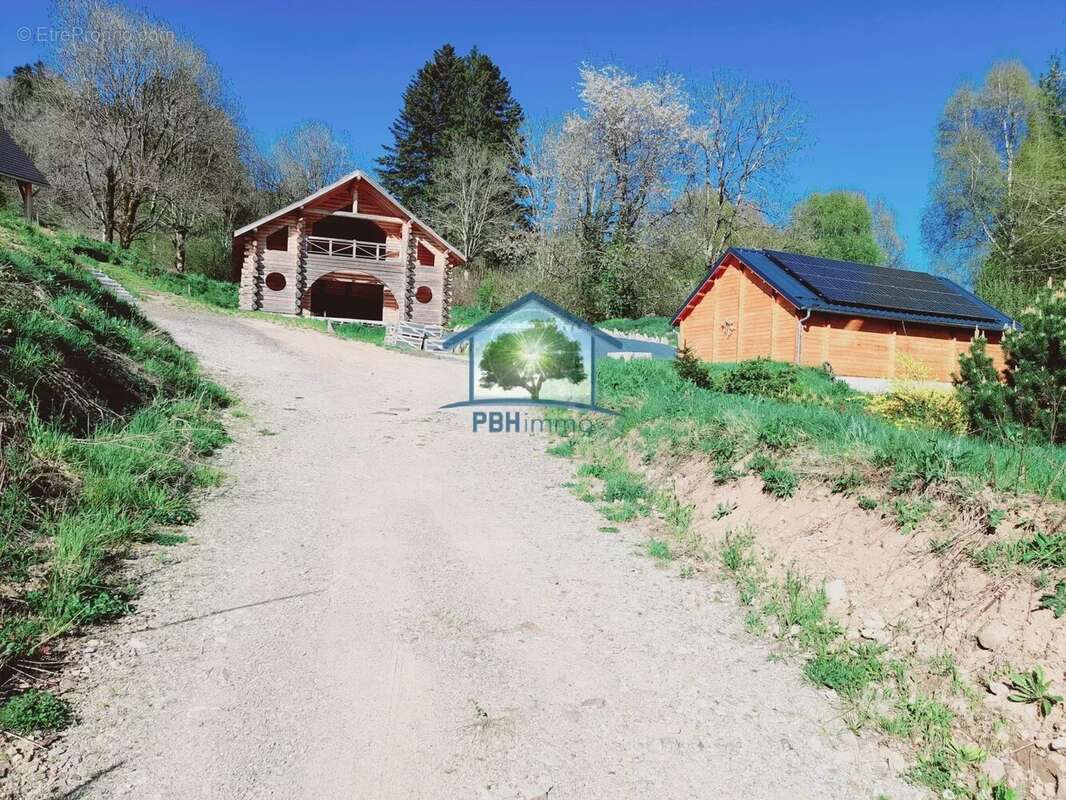 Maison à LA BOURBOULE