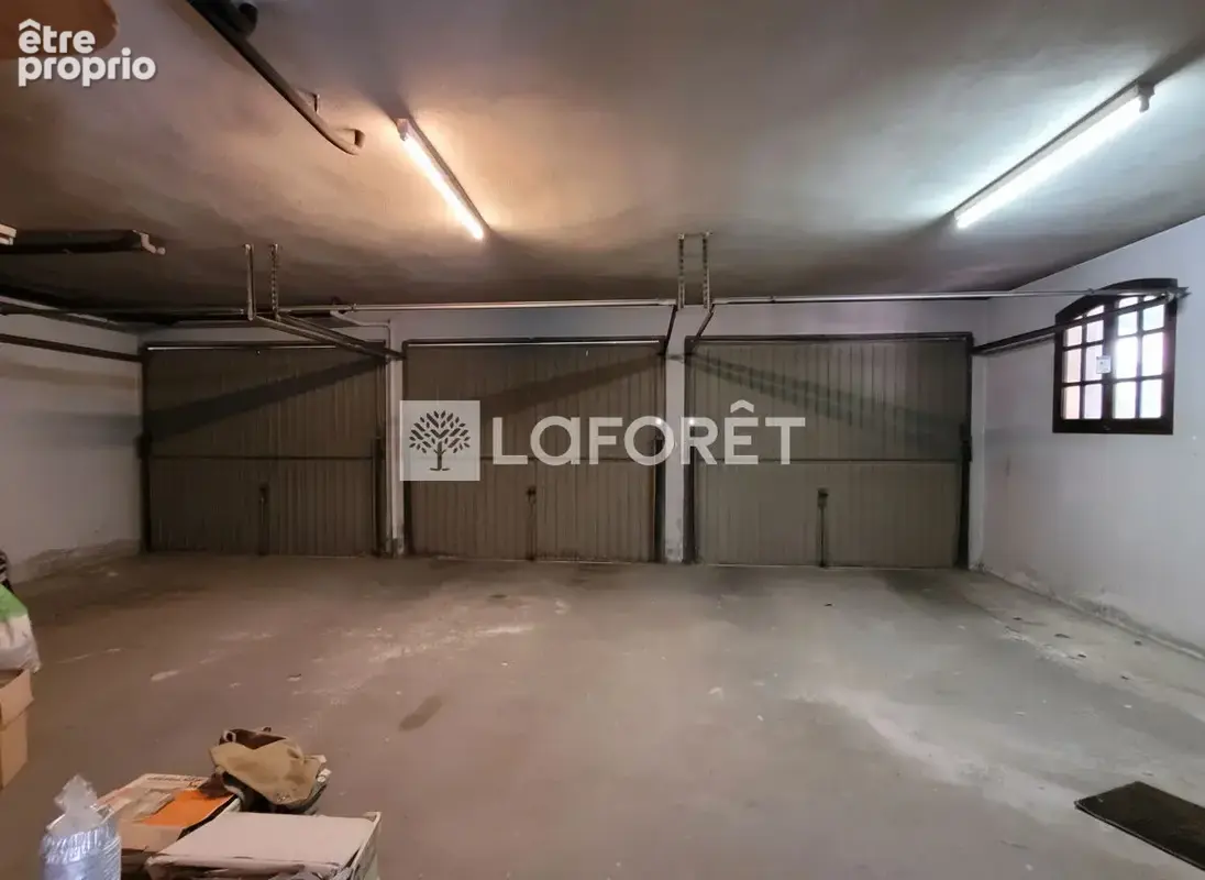 CUERS : Maison de village 5 Pièces avec dépendance sur terrain de 400 m² - photo 8