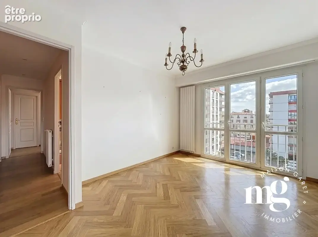 Appartement 92 m² à Biarritz  - photo 8