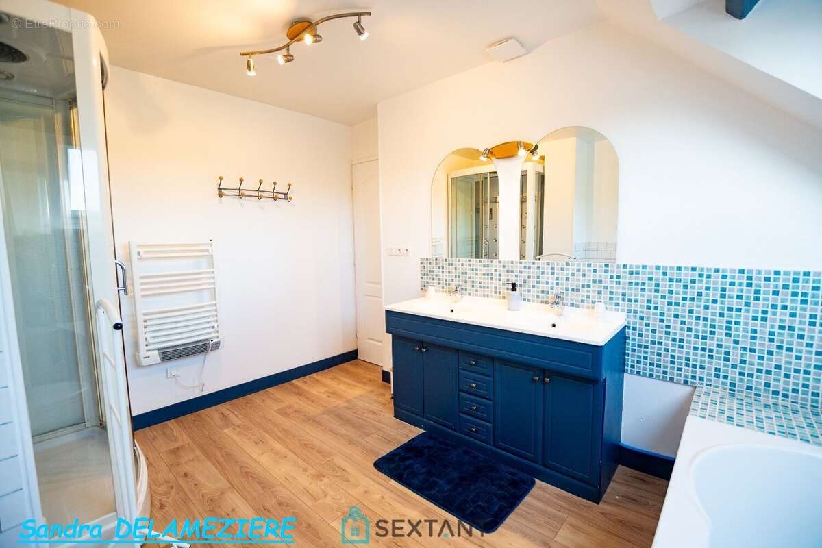 Maison à POIX-DE-PICARDIE