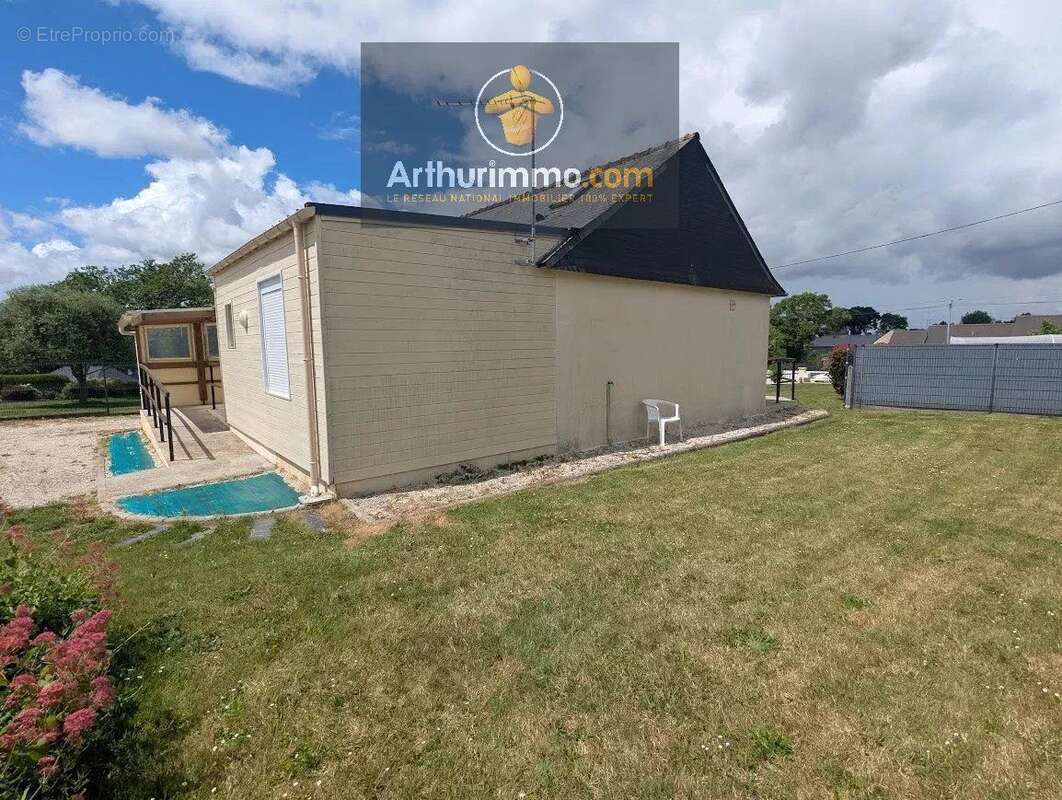 Maison à PLEUGRIFFET