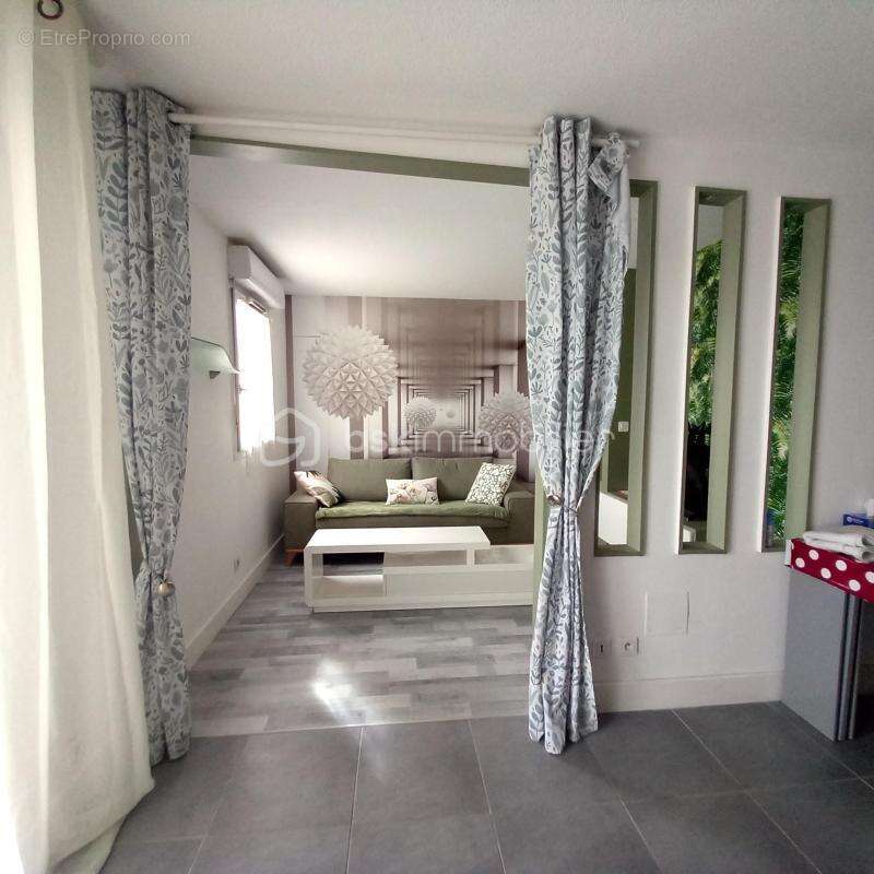 Appartement à LATTES