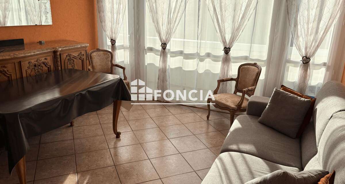 Appartement à VILLIERS-LE-BEL