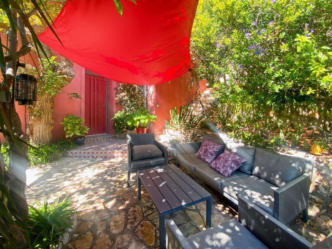 Maison à MARSEILLE-8E