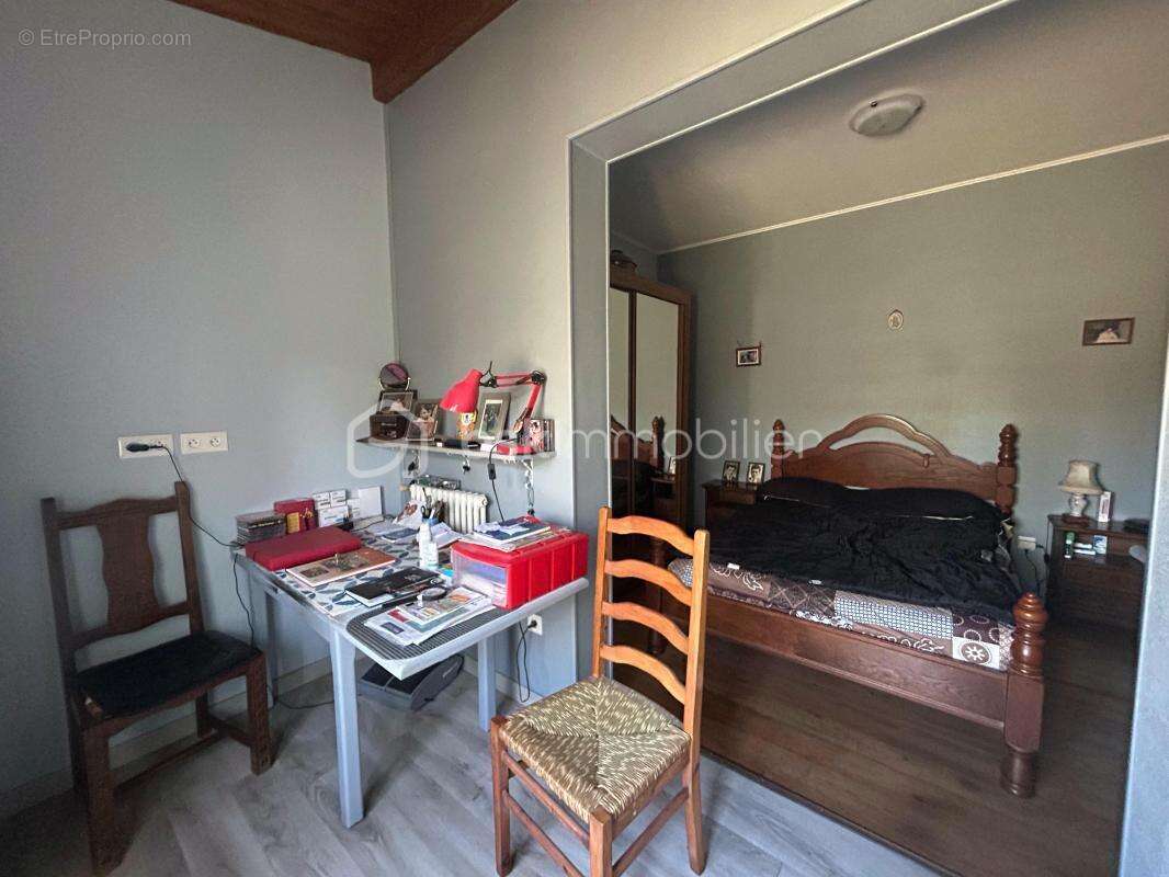 Maison à SAINT-SEURIN-SUR-L&#039;ISLE