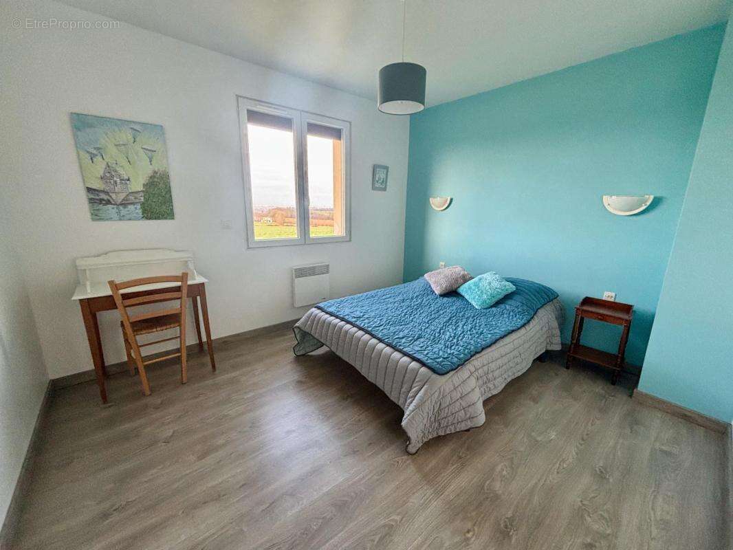 Maison à LE MESNIL-OZENNE