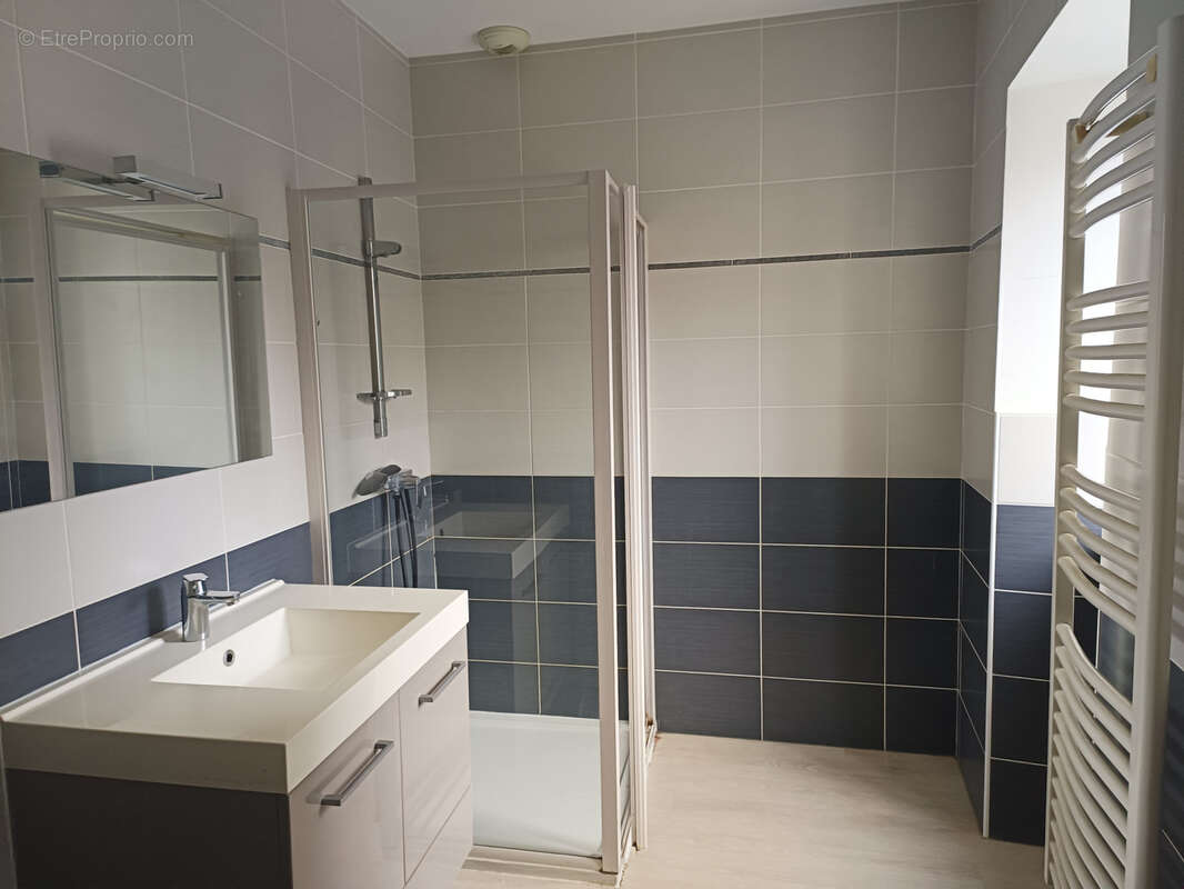 Appartement à JARCIEU