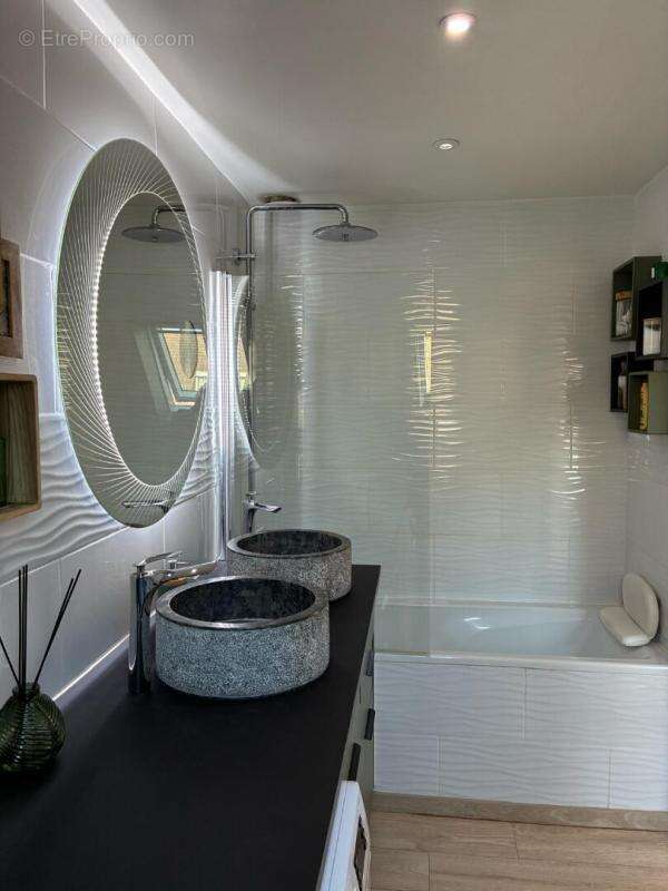 Maison à VERNEUIL-SUR-SEINE