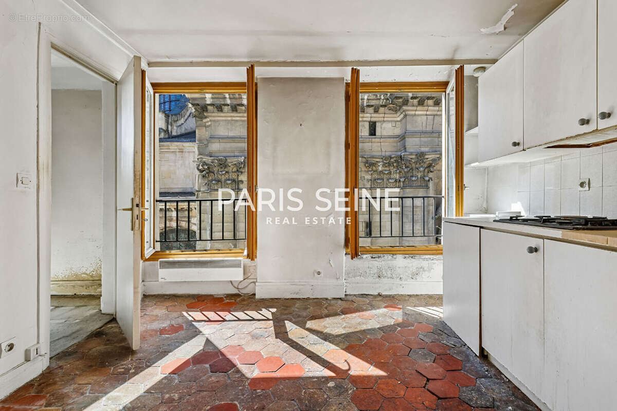 Appartement à PARIS-6E