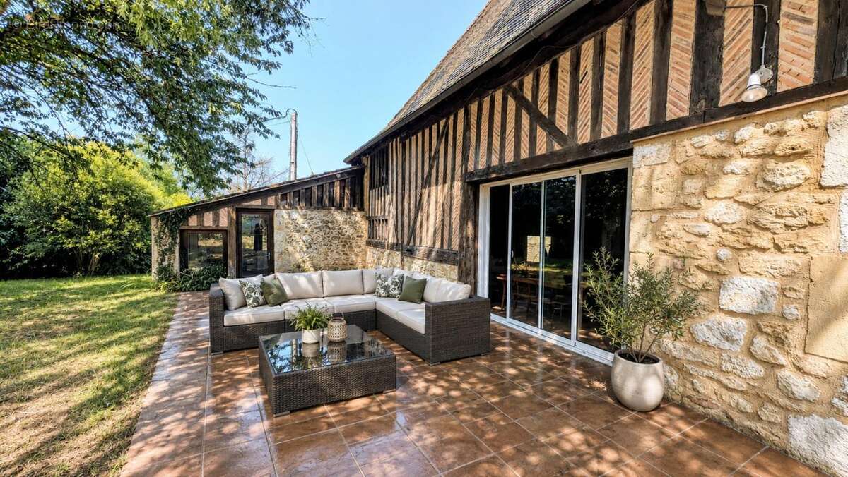 Maison à MOULEYDIER