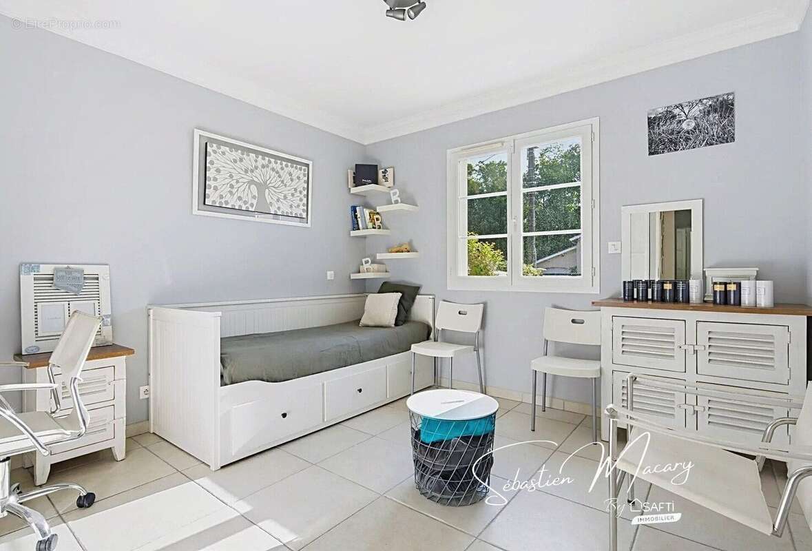 Photo 8 - Maison à PAREMPUYRE