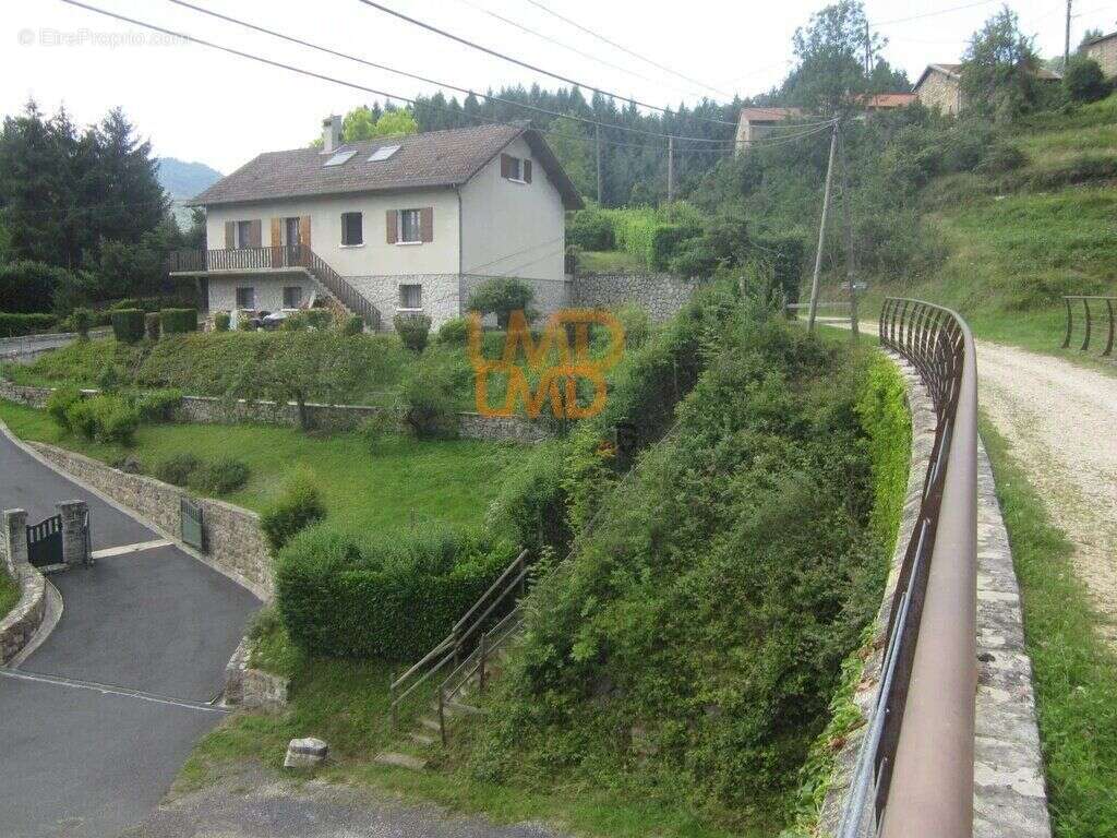 Maison à SAINT-MARTIN-DE-VALAMAS