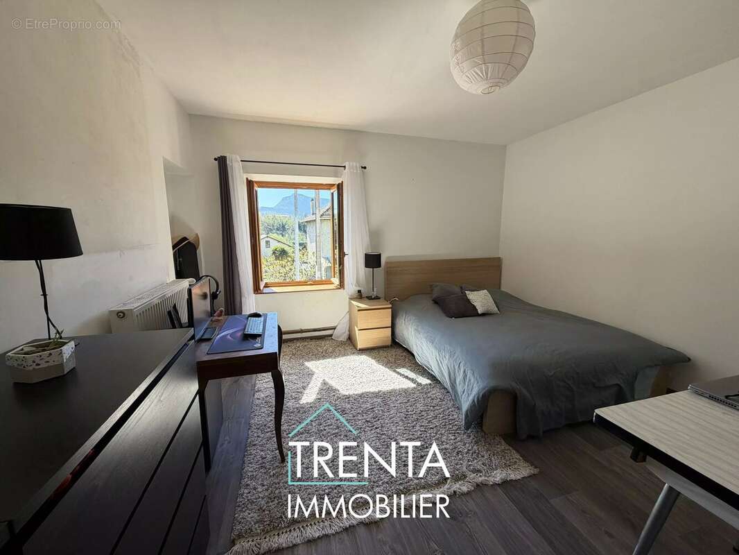 Maison à SAINT-JEAN-DE-MOIRANS