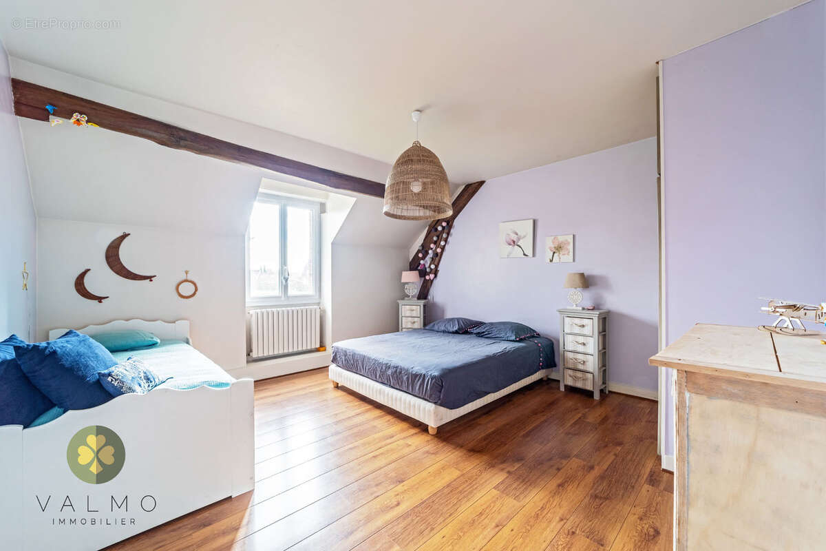 Maison à CONDE-SUR-VESGRE