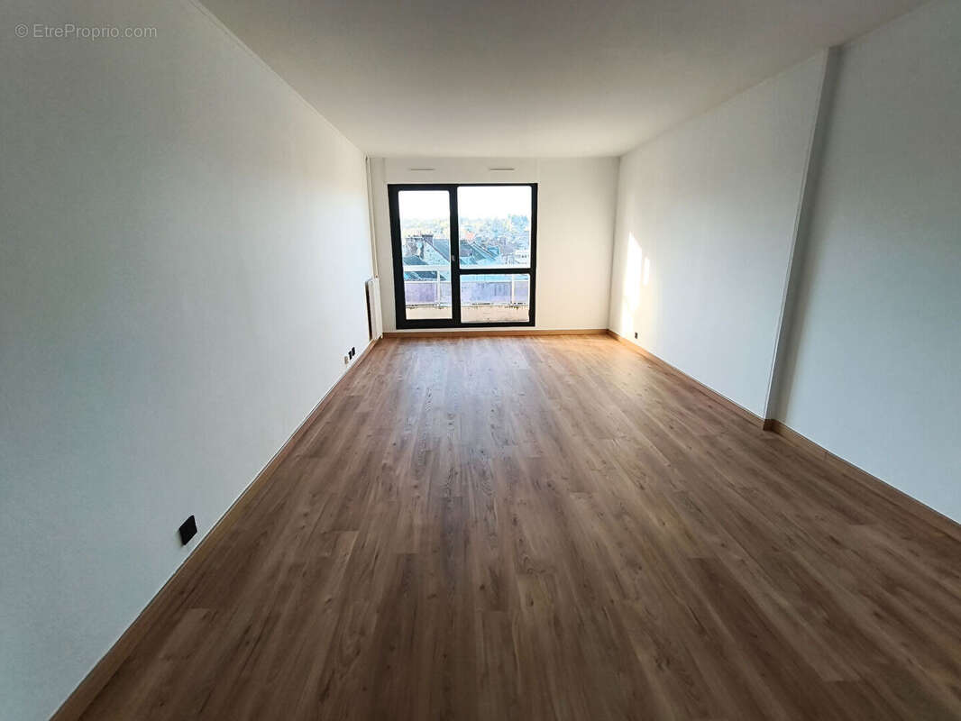 Appartement à MARGNY-LES-COMPIEGNE