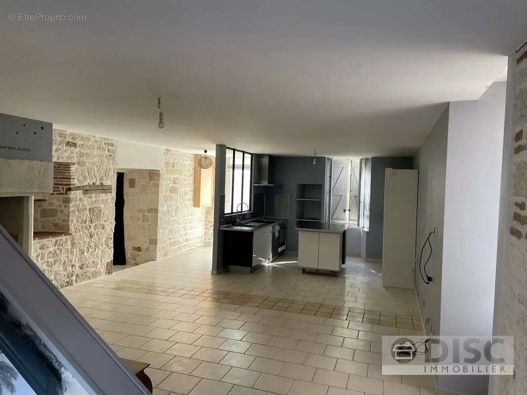 Maison de village pierres blanches - photo 5