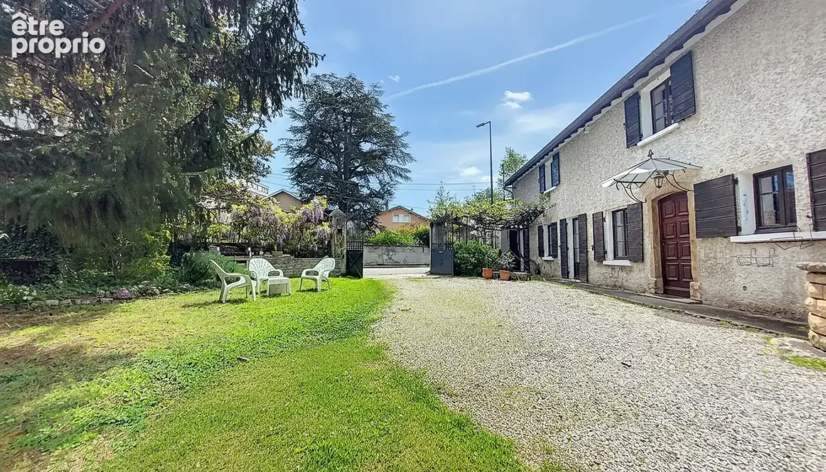 Maison - 5 Chambres - Cellier - Jardin - 2 Places de stationnement - Proche commodités - photo 5