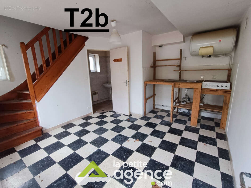 Appartement à SANCERGUES