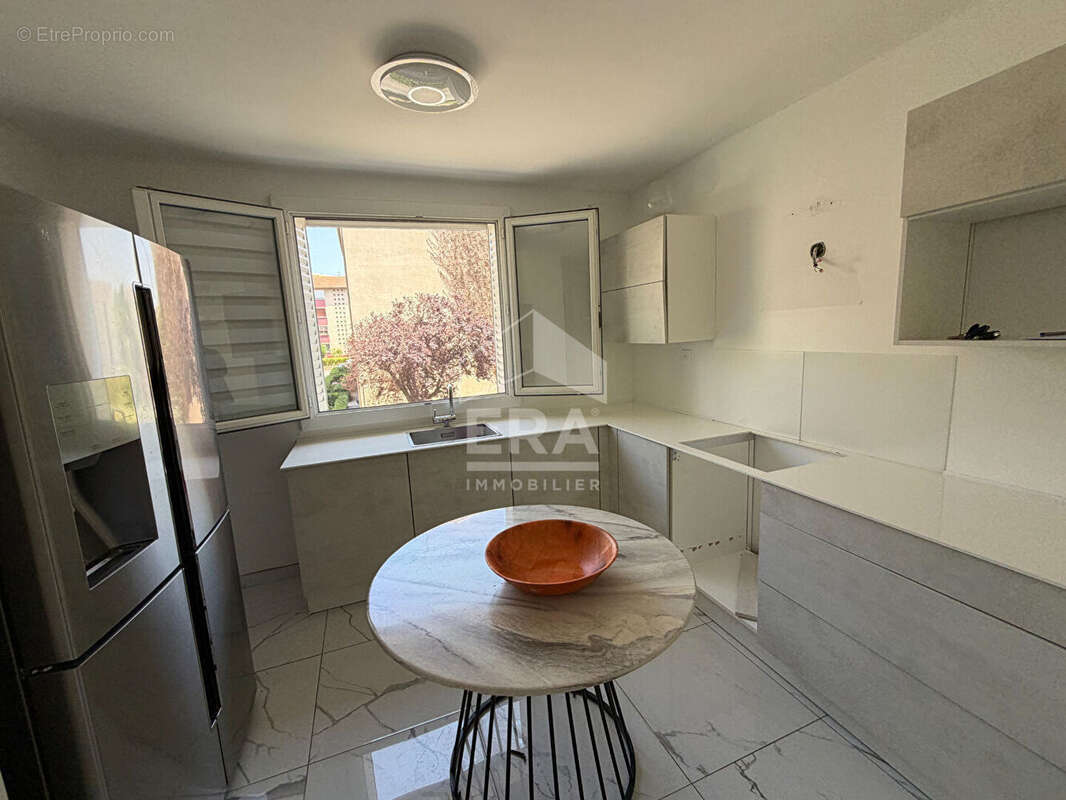 Appartement 72m² à martigues - photo 7