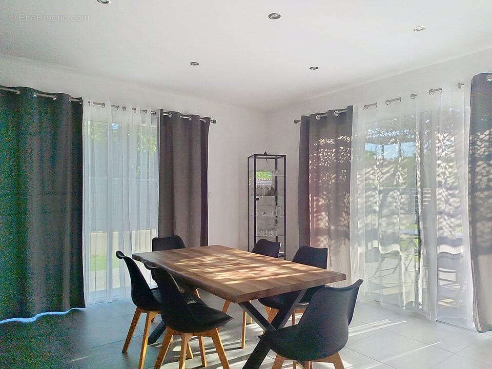Maison à BARJOLS