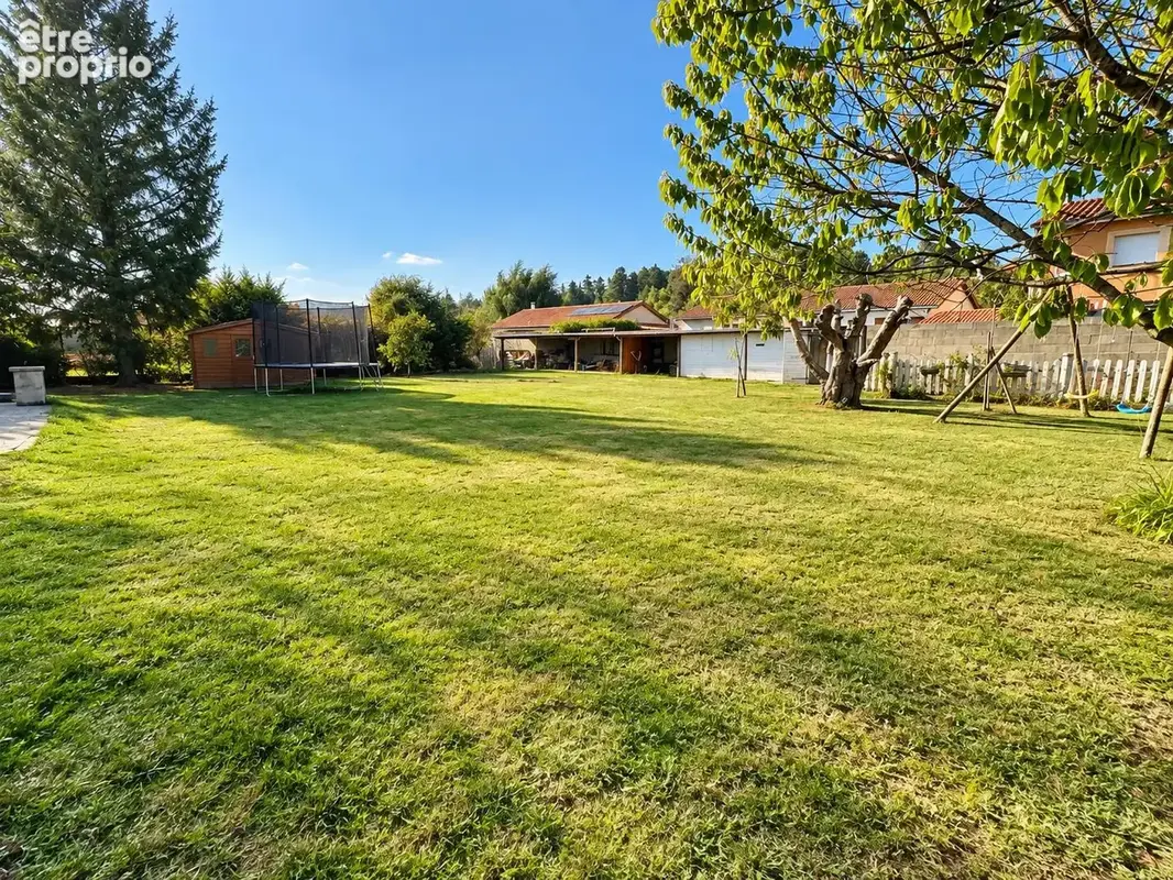 PRIAY (01)   Maison familiale 130 m2   Terrain plat 1 500 m2   4 chambres   Excellent état - photo 4