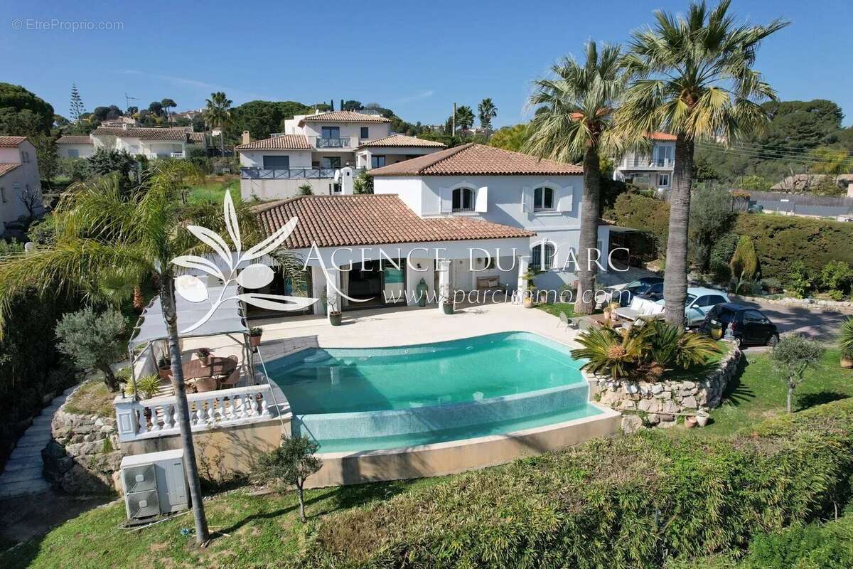 Maison à ANTIBES