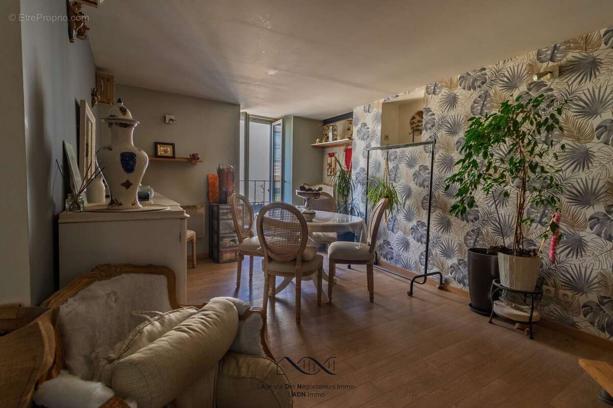 Maison 118 m² à Douzens  - photo 4