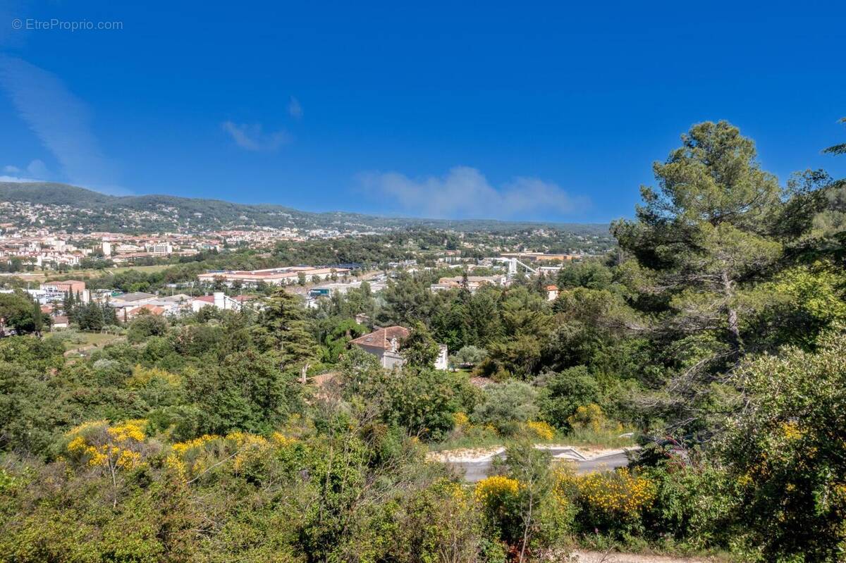 Photo 1 - Terrain à DRAGUIGNAN