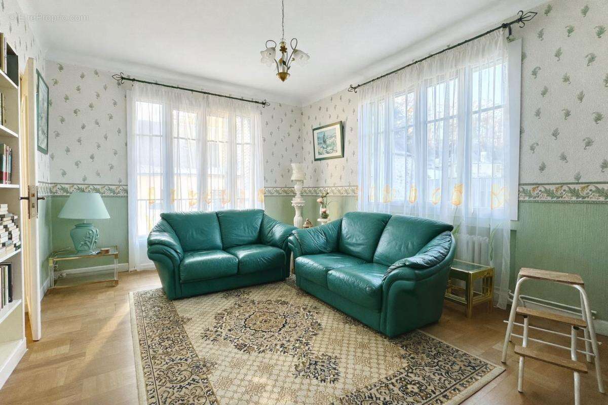 Maison à CASSAGNES-BEGONHES