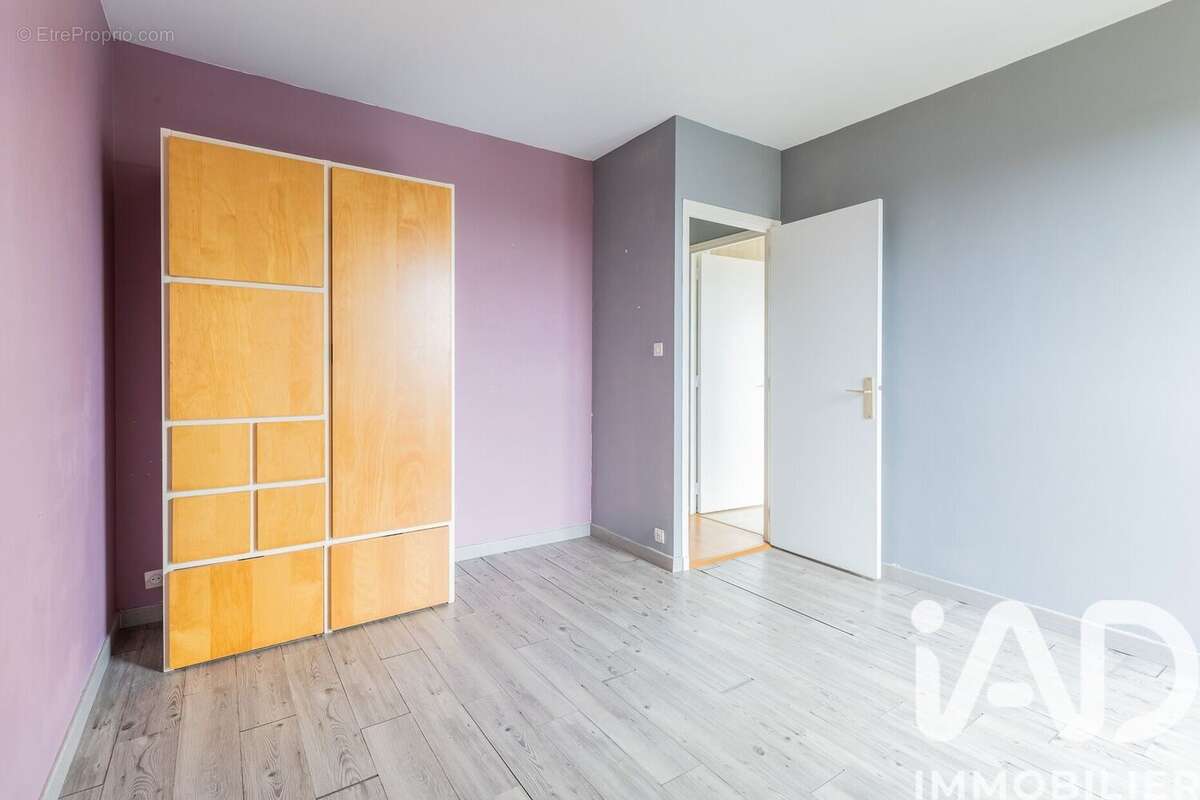 Photo 8 - Appartement à RIS-ORANGIS