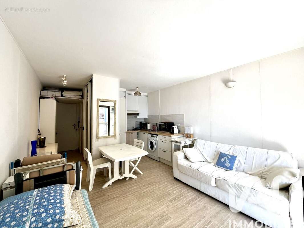 Photo 3 - Appartement à MANDELIEU-LA-NAPOULE