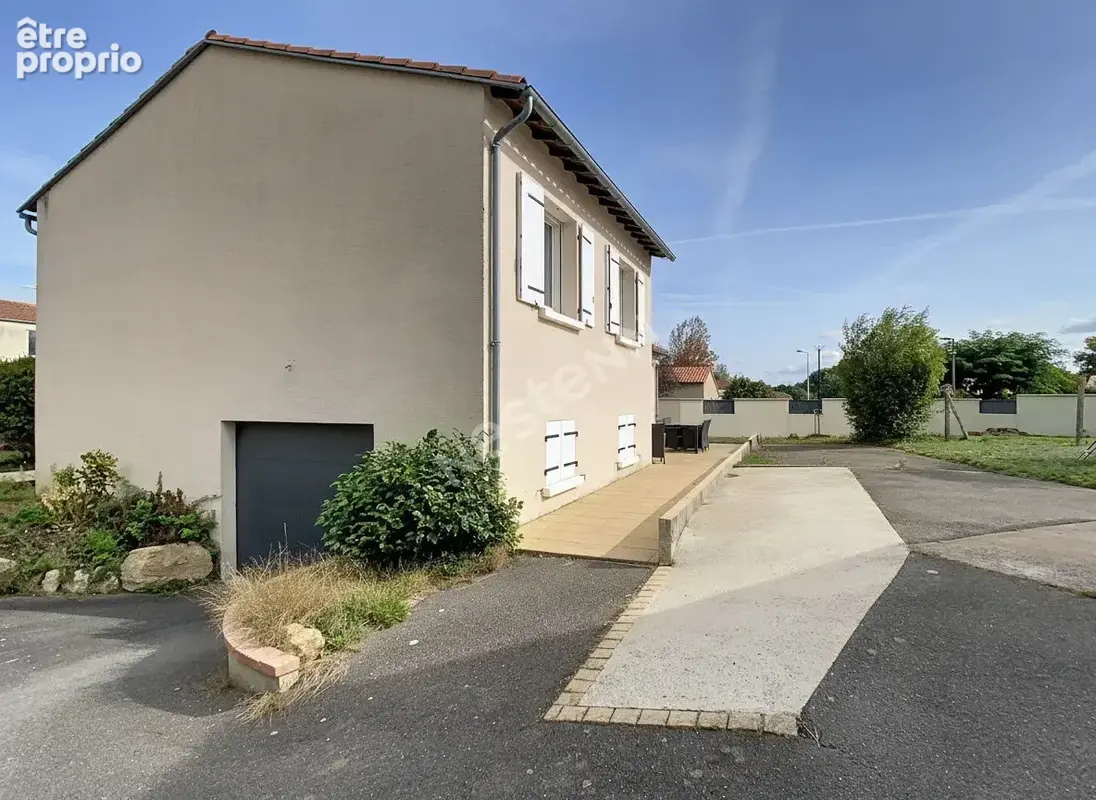 Maison à vendre au PUISET DORE - photo 1