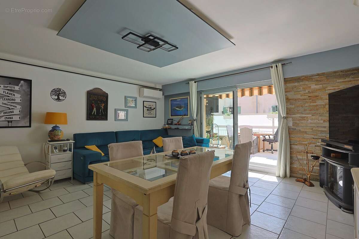 Appartement Vallauris 2 pièce(s) 55 m2 rez de jardin - photo 3