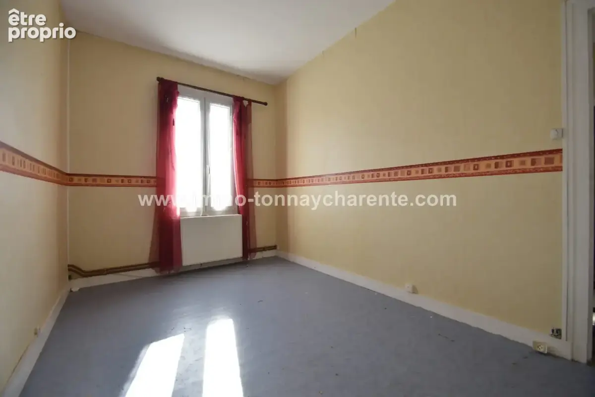 Maison 7 pièces 190 m² à vendre à Tonnay-Charente (17430) - photo 3