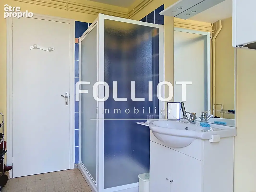 A VENDRE maison à Saint Lô - photo 5