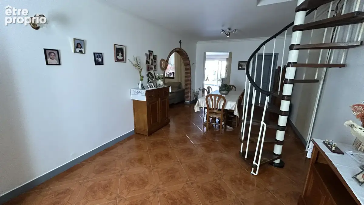 Maison familiale   Le Blanc-Mesnil - photo 2