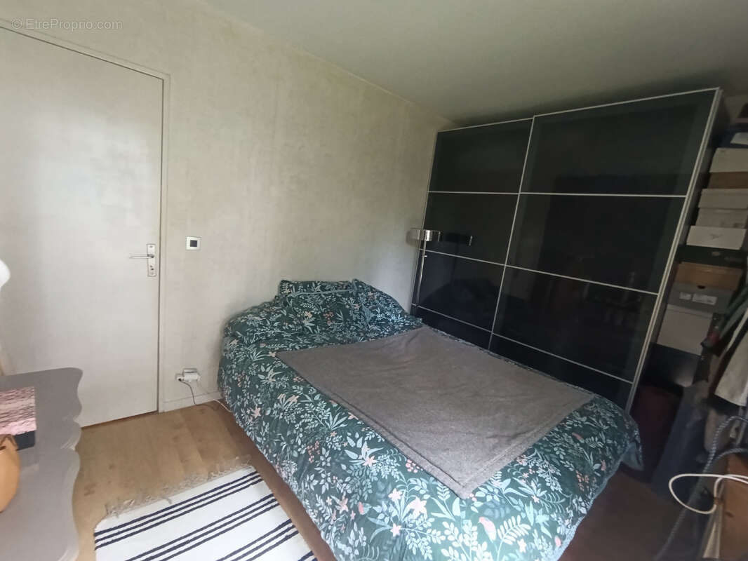 Appartement à LES ULIS