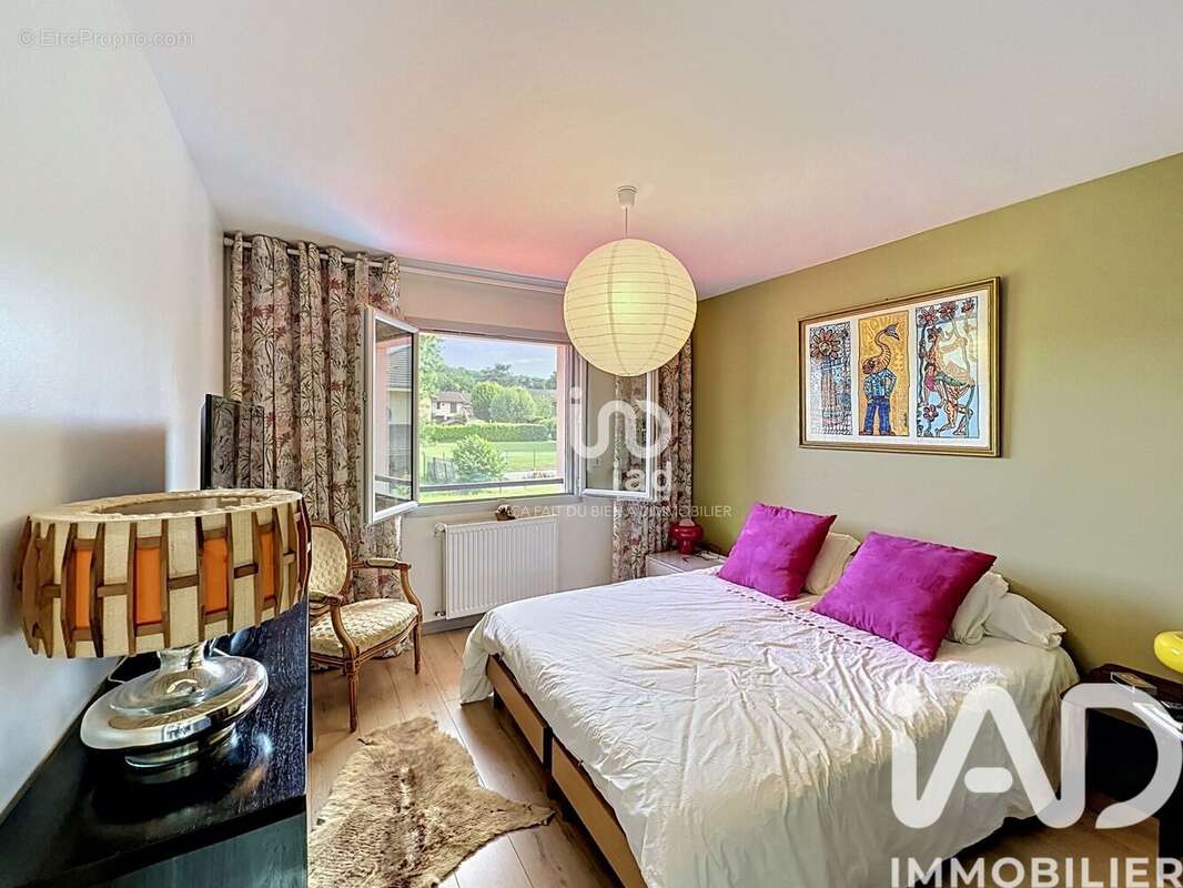 Maison 95 m² à Viviers-Du-Lac  - photo 9