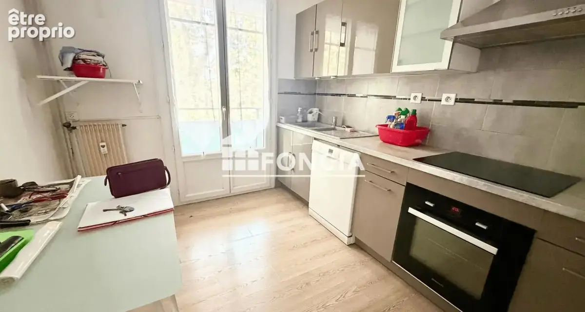 Appartement T3 avec deux terrasses – Proche des Halles de Narbonne - photo 2